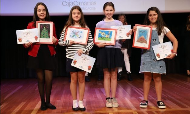 ESPECIAL NAVIDAD Y AÑO NUEVO 2019: La alumna Almudena Machado Rodríguez, ganadora del Premio 50ª Concurso de Tarjetas de Navidad Fundación CajaCanarias