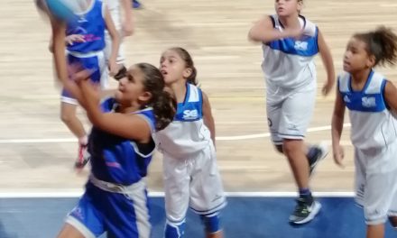 Marta Morín Suárez, jugadora de Preminibasket en el Colegio Virgen del Mar